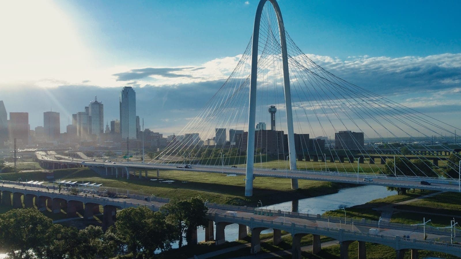 The Margaret Hunt Hill Bridge over the Trinity with the Dallas skyline